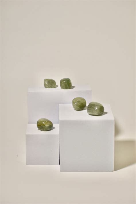Green Jade Heart Chakra Crystal – Aatmann