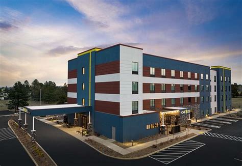 HOME2 SUITES BY HILTON BEND - Hotel Reviews, Photos, Rate Comparison ...