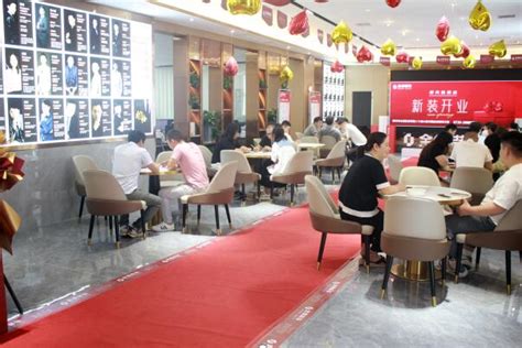 湖南衡阳实体店现状，投资几十万开店，每天营业额才几十块钱 - 哔哩哔哩