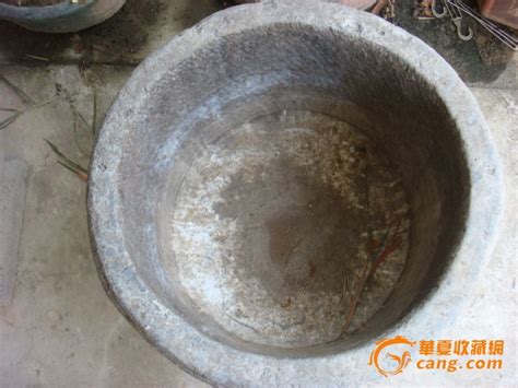 你知道古代人们在院子里面放置水缸有什么用吗