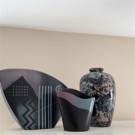1586 Vintage Retro Abstract Mikasa Vases | EstateSales.org