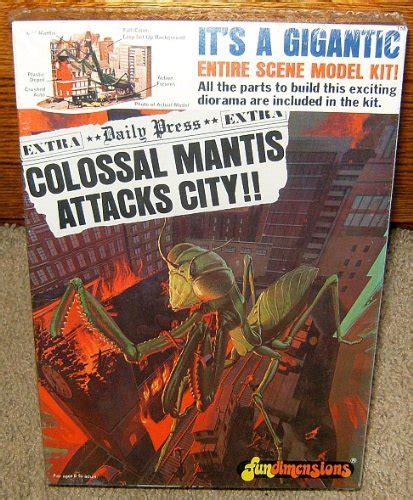 Colossal Mantis Attacks City!! Model Scene Kit 1975 : Amazon.in