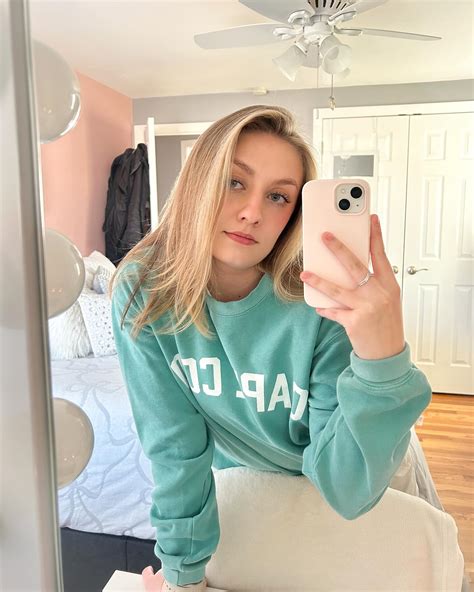 Hailey Dowling | Jail bird | Instagram