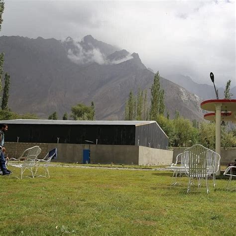 GLACIALS INN (Skardu) - Guesthouse Reviews, Photos, Rate Comparison ...