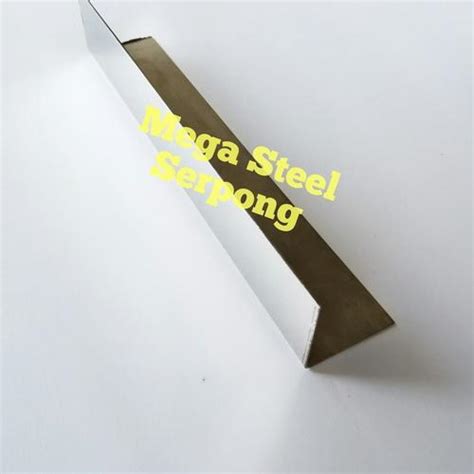 Jual List Siku Stainless Steel ukuran 4 cm x 4 cm, tebal 0.8 mm, Pjg ...