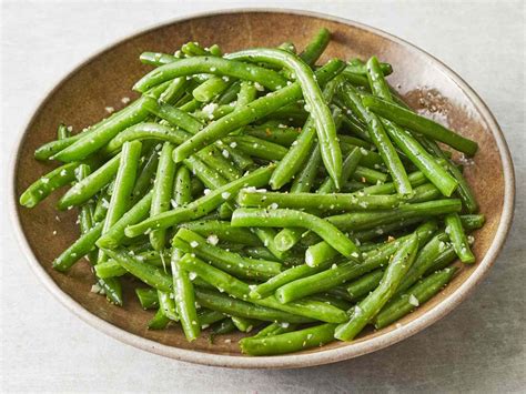 How to Cook and String Runner Beans 的图像结果