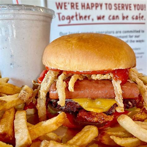 MOOYAH Burgers, Fries & Shakes menu in Oviedo, Florida, USA