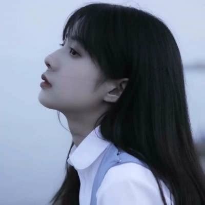 侧脸女生头像意境唯美 清新自然有文艺感的一组 - qq女生头像 - 520
