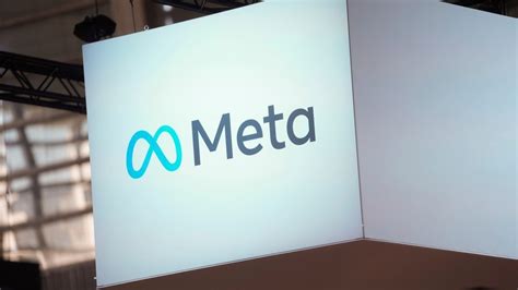 Meta bans Instagram accounts tracking private jets for Zuckerberg, Musk ...