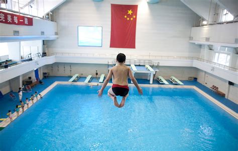 【我的梦】快乐跳水--中国摄影家协会网
