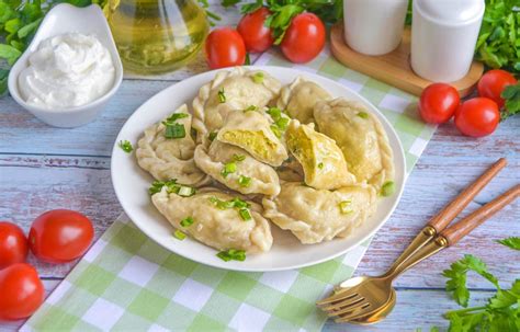 Вареники с сырой картошкой и сыром рецепт с фото пошагово - 1000.menu