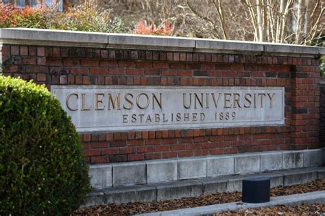 Clemson Academic Calendar 2023-2024: Important Dates.