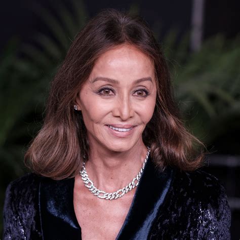 Isabel Preysler dice que la americana con lazo también es clásica