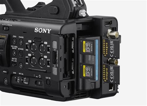 Dual memory card slots Simultaneously record full-resolution video and ...