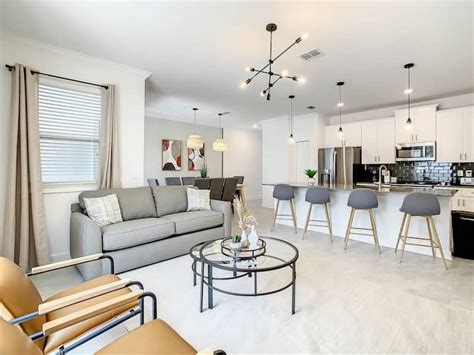 Exclusive Oasis/ Private Pool & Waterpark Access - Townhouses for Rent ...