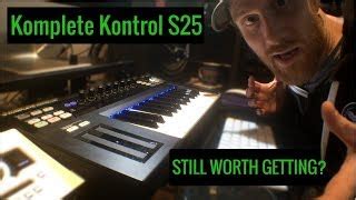 Native Instruments Komplete Kontrol S25 with Free Upgrade To Komplete ...
