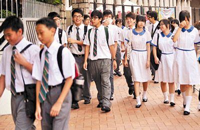 香港学生的校服 - 优校服 - 校服，校服定制，校服设计，北京四中校服定制，人大附中校服定制，北大附中校服定制, 名校校服定制，优卡校服 - 优卡科技