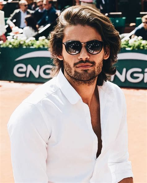 Business Casual Long Hair Men 的图像结果