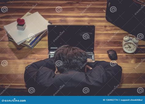 Computer Sleeping 的图像结果