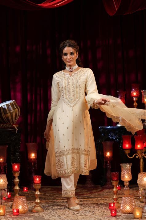 Shop Ivory Dupion Silk Dori Embroidered Suit Set- Elegant Ethnic Wear ...