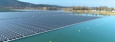 World’s Largest Floating Solar Farms being built in Singapore – GKToday