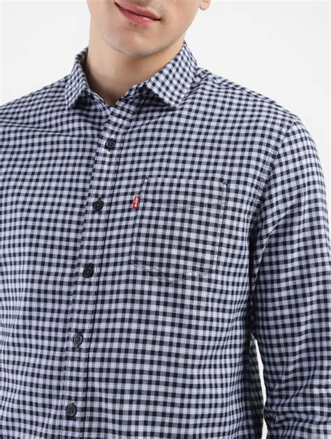 Men's Checkered Slim Fit Shirt – Levis India Store