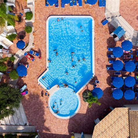 Accomodations - Campsite and Tourist Resort - Villaggio Cala Mancina - San