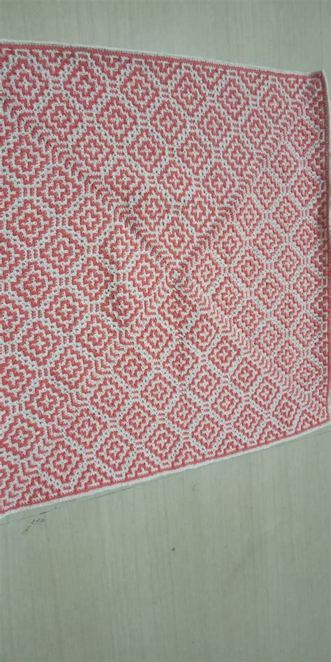 Crochet table topper