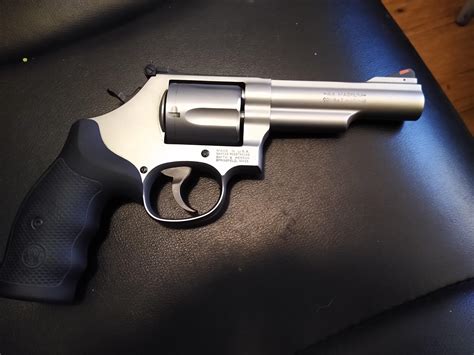 44 Mag 的图像结果