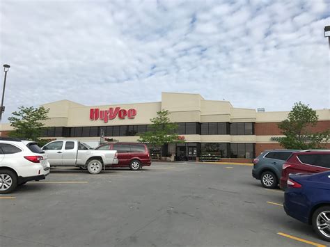 HY-VEE GROCERY STORE - 10 Hy-Vee Drive, Council Bluffs IA - Hours ...