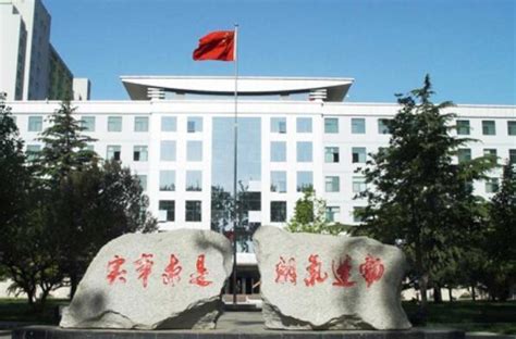 全国十大政法大学排名 上海政法学院上榜，第一中国政法大学_新闻资讯_巨鲨网