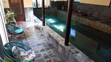 LA GRENADE BLEUE (Pons) - B&B Reviews, Photos, Rate Comparison ...