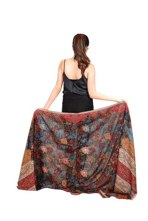 Pashmina Faux Gulabdar Traditional Kani Shawl - Classic Black