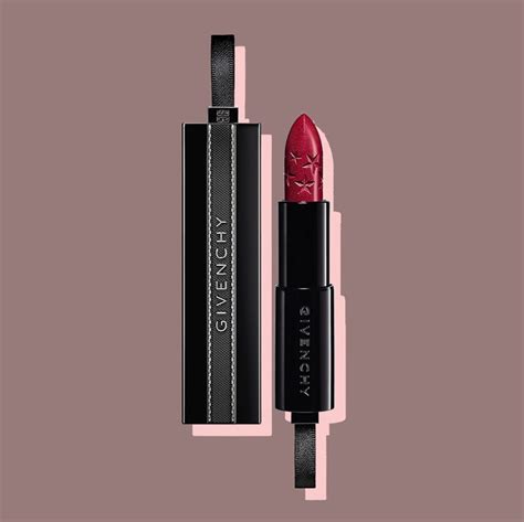 10 bold lipsticks that you can buy on sale right now | Vogue India