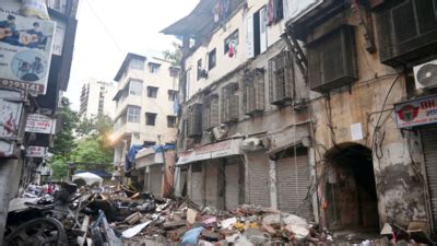 Mumbai: Portions of four-storey building collapse; no casualties ...