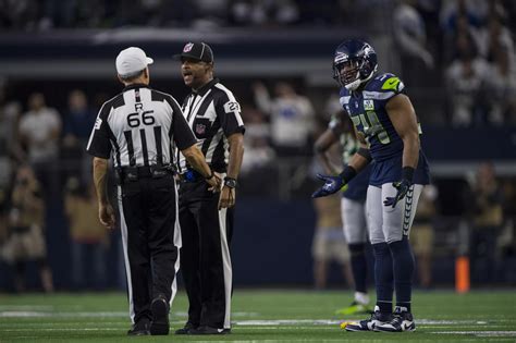 Looking at aging curves in the NFL as the Seahawks negotiate with Bobby Wagner