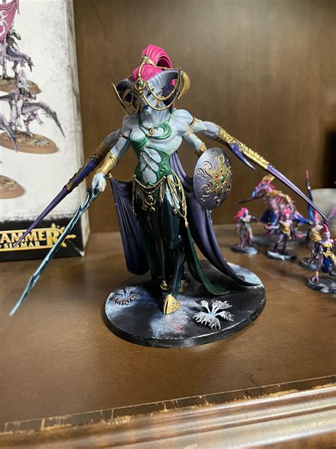 Keeper of Secrets: Warhammer 40k : r/minipainting