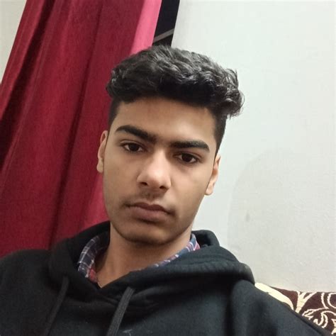 Abhinav - Maths teacher in Gurugram - ₹1000/h