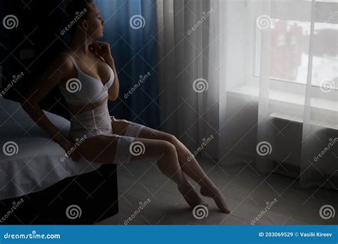 Image result for Form Layout Window in Visual Basic