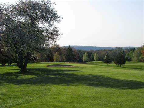 Gone Golf'in or Gone Photograph'in: Simsbury Farms
