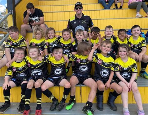 Rezultat imagine pentru Alpha Wolves Song