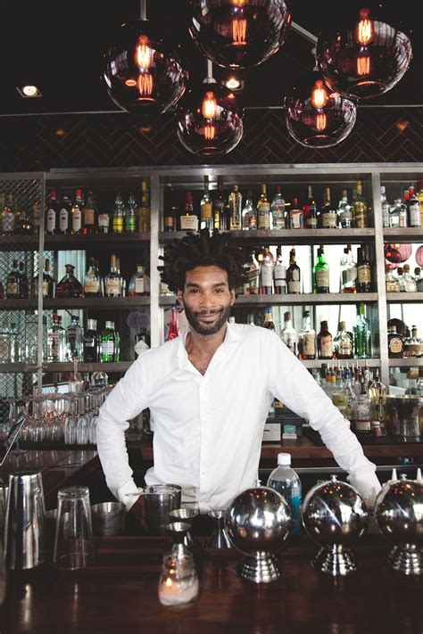 Konsep Terbaru Black Male Bartender