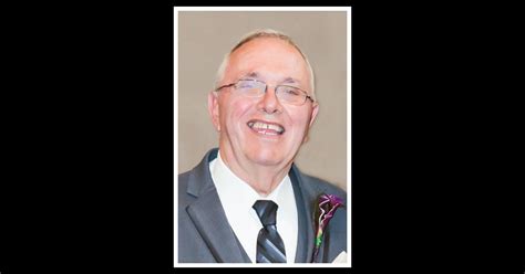 Obituary | Lloyd Hoefert | Kinzley Funeral Home