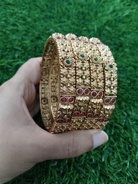 Matte Finish Lakshmi Bangle Set of 4 V2 – Paradise Jewllery