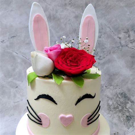 Bunny Cake | Bunny Birthday Cake | Order Custom Cakes in Bangalore ...