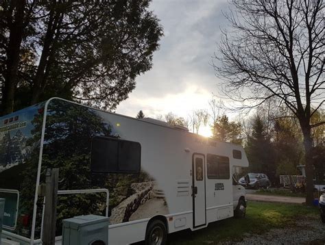 BARE OAKS FAMILY NATURIST PARK (East Gwillimbury) - Campground Reviews ...