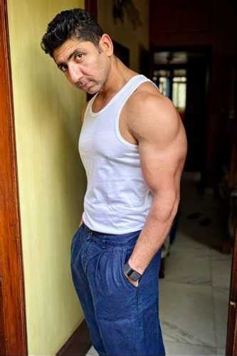 Do you remember this other spy with Ranveer in Dhurandhar? He has a ...