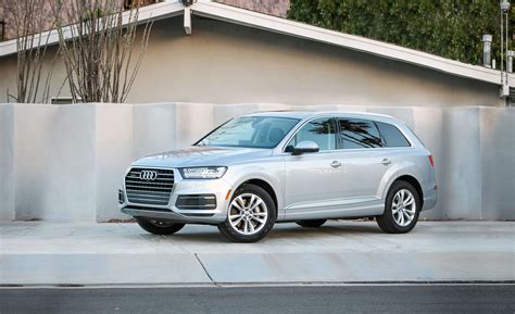 2019 Audi Q7 Reviews | Audi Q7 Price, Photos, and Specs | Car and Driver