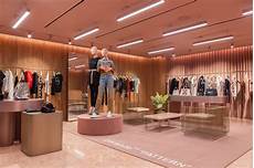 a las vegas il negozio white inaugura il suo nuovo store di las vegas a las vegas il negozio white inaugura il suo nuovo store di las vegas