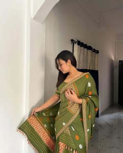 Buy VM Selling Hub Self Design Mekhela Chador Cotton Blend Green Sarees ...
